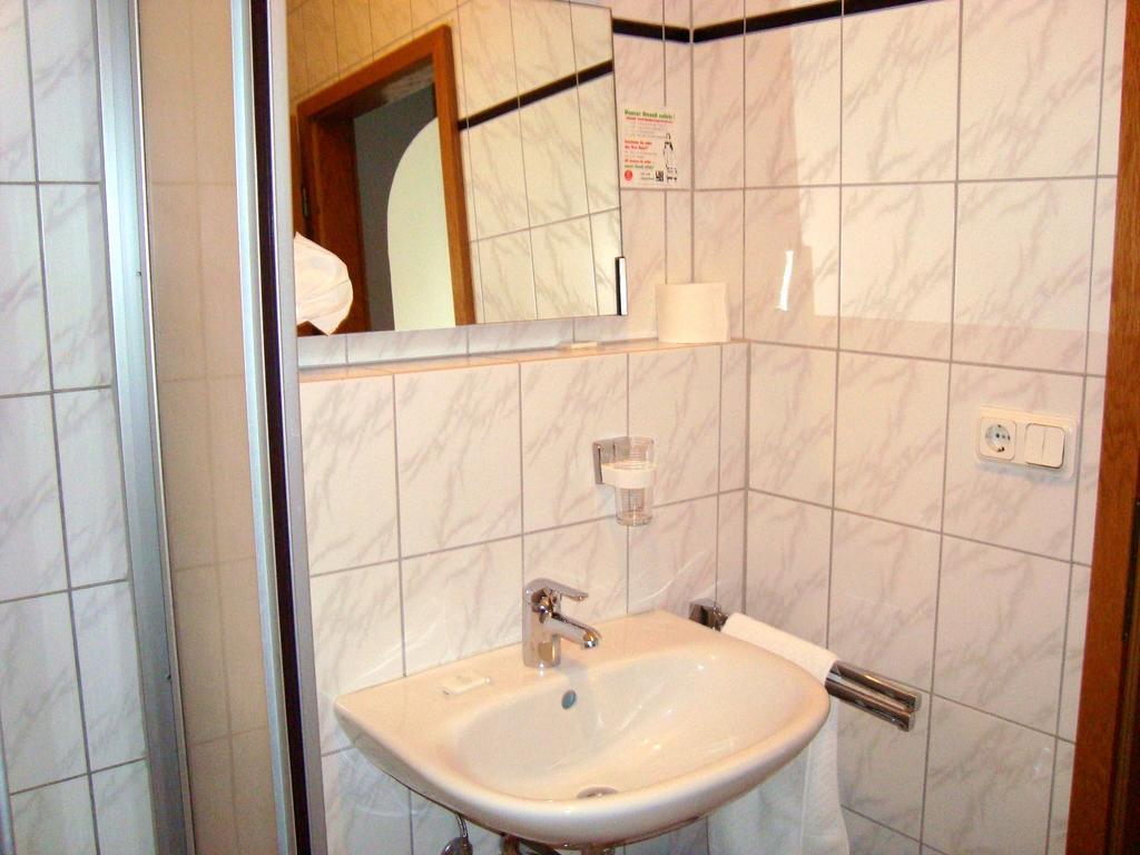 Hotel-Restaurant Handelshof Dortmund Habitación foto